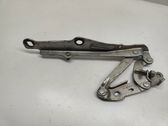 Engine bonnet/hood hinges