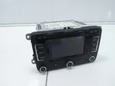 Radio/CD/DVD/GPS-pääyksikkö