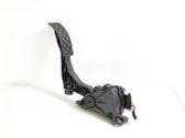 Accelerator throttle pedal