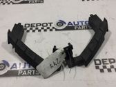 Headlight/headlamp mounting bracket