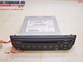 Radio / CD-Player / DVD-Player / Navigation