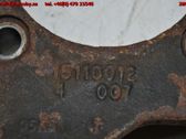 Front wheel hub spindle knuckle
