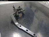 Tailgate/trunk/boot hinge
