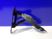 Engine bonnet/hood hinges