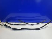 Windshield/front glass wiper blade