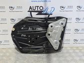 Rear window lifting mechanism without motor