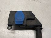 Windshield washer fluid reservoir/tank