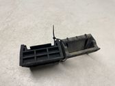 Radiator mount bracket
