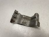 Fuel tank mounting bracket