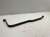 Fuel tank mounting bracket