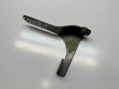 Tailgate hinge