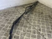 Front wiper blade arm