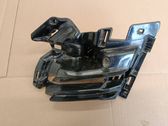 Front bumper mounting bracket