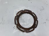 Bague de verrouillage pour réservoir de carburant