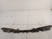 Rear bumper mounting bracket