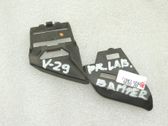 Headlight/headlamp mounting bracket