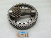 Gear selector/shifter in gearbox