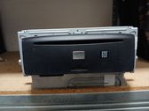 Radio / CD-Player / DVD-Player / Navigation