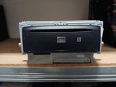 Radio / CD-Player / DVD-Player / Navigation