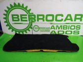 Doublure de coffre arrière, tapis de sol