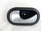 Manecilla interna puerta delantera