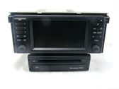 Radio/CD/DVD/GPS-pääyksikkö