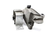 Engine mounting bracket