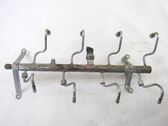 Tubo principal de alimentación del combustible