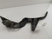 Front bumper mounting bracket