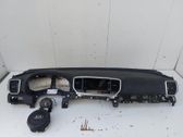 Airbag set with panel