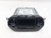 Radio / CD-Player / DVD-Player / Navigation