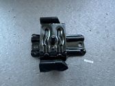 Engine mount bracket