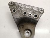 Engine mounting bracket