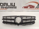 Front bumper upper radiator grill