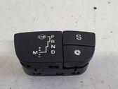 Gear shift selector indicator