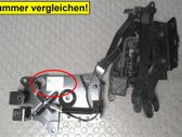 Tailgate/trunk/boot hinge