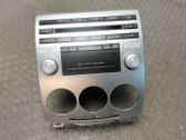 Radio / CD-Player / DVD-Player / Navigation