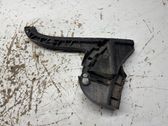 Rear bumper mounting bracket