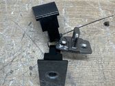 Rear door hinge set
