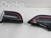 Tailgate rear/tail lights