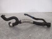 Tuyau de liquide de refroidissement moteur