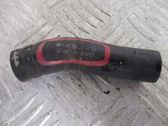 Tuyau de liquide de refroidissement moteur