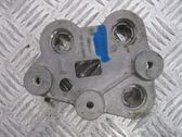 Engine mount bracket