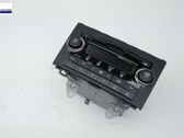 Radio / CD-Player / DVD-Player / Navigation