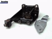 Engine mounting bracket