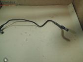Tuyau de liquide de refroidissement moteur