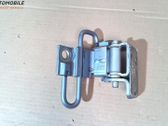 Bisagra inferior de la puerta trasera