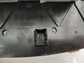 Radio/CD/DVD/GPS head unit