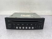 Radio/CD/DVD/GPS-pääyksikkö