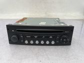 Radio / CD-Player / DVD-Player / Navigation
